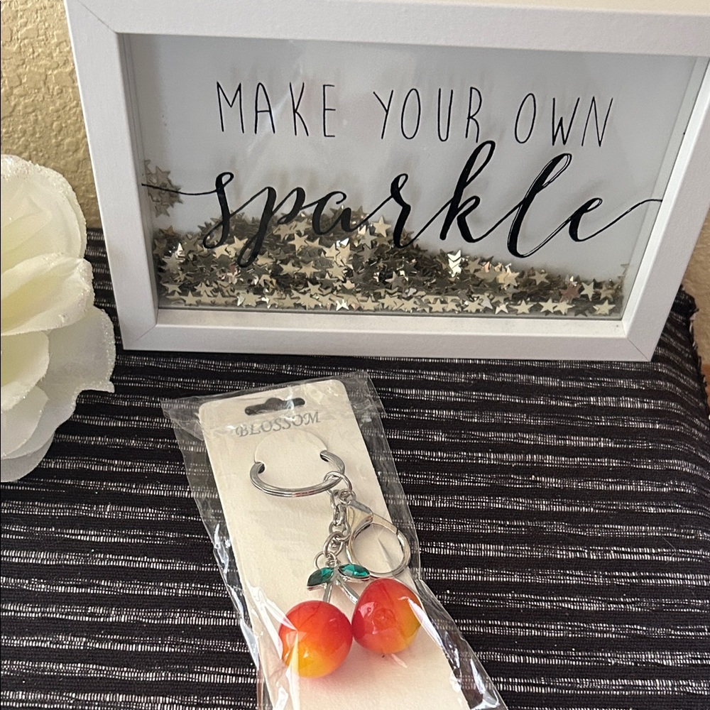 Cherry Keychain - Red and Green - Picture 1 of 2